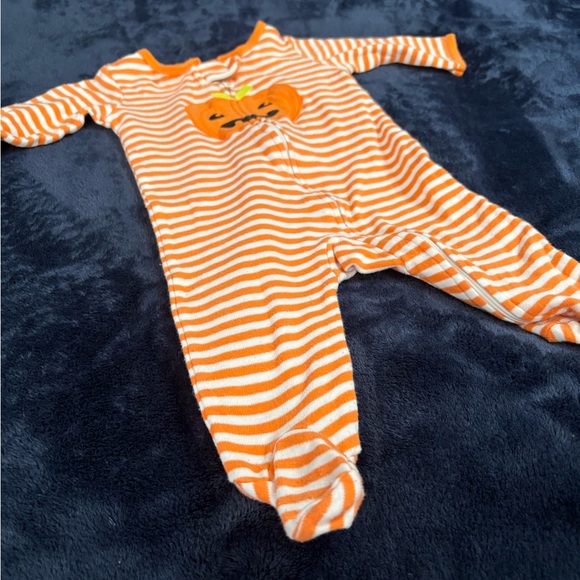 ๐ Pumpkin Sleeper Child of Mine by Carter - Picture 10 of 14